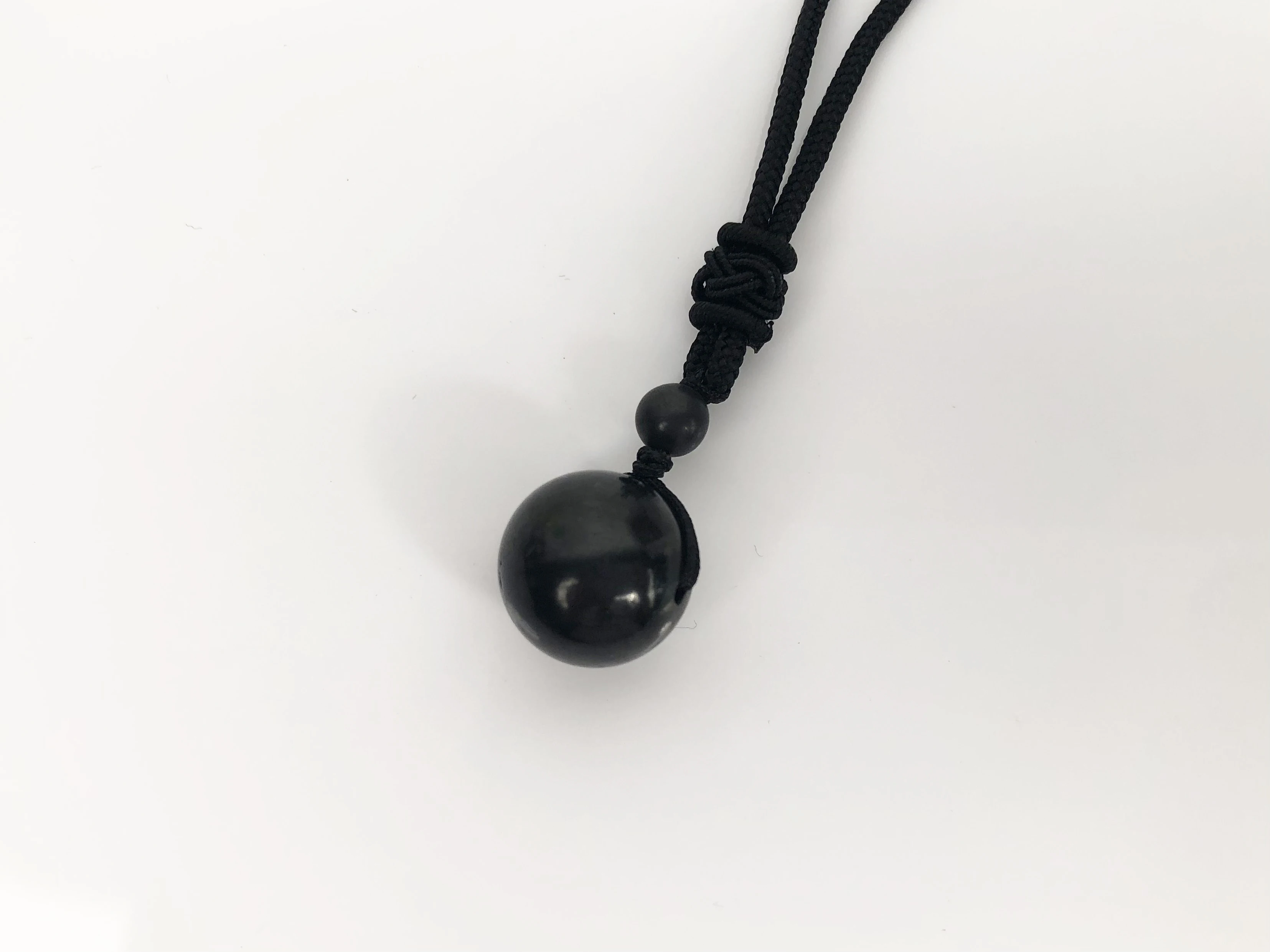 قلادة خرز مستديرة من Shungite مقاس 16 مم من الكريستال الطبيعي لتوازن الطاقة #5