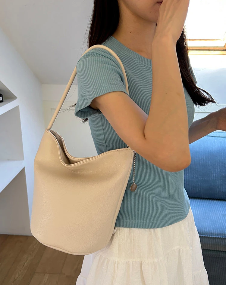 Retro Women's Bucket Shoulder Bag Soft PU Leather Female Underarm Bags Solid Colour Ladies Small Tote Purse Commute Handbags