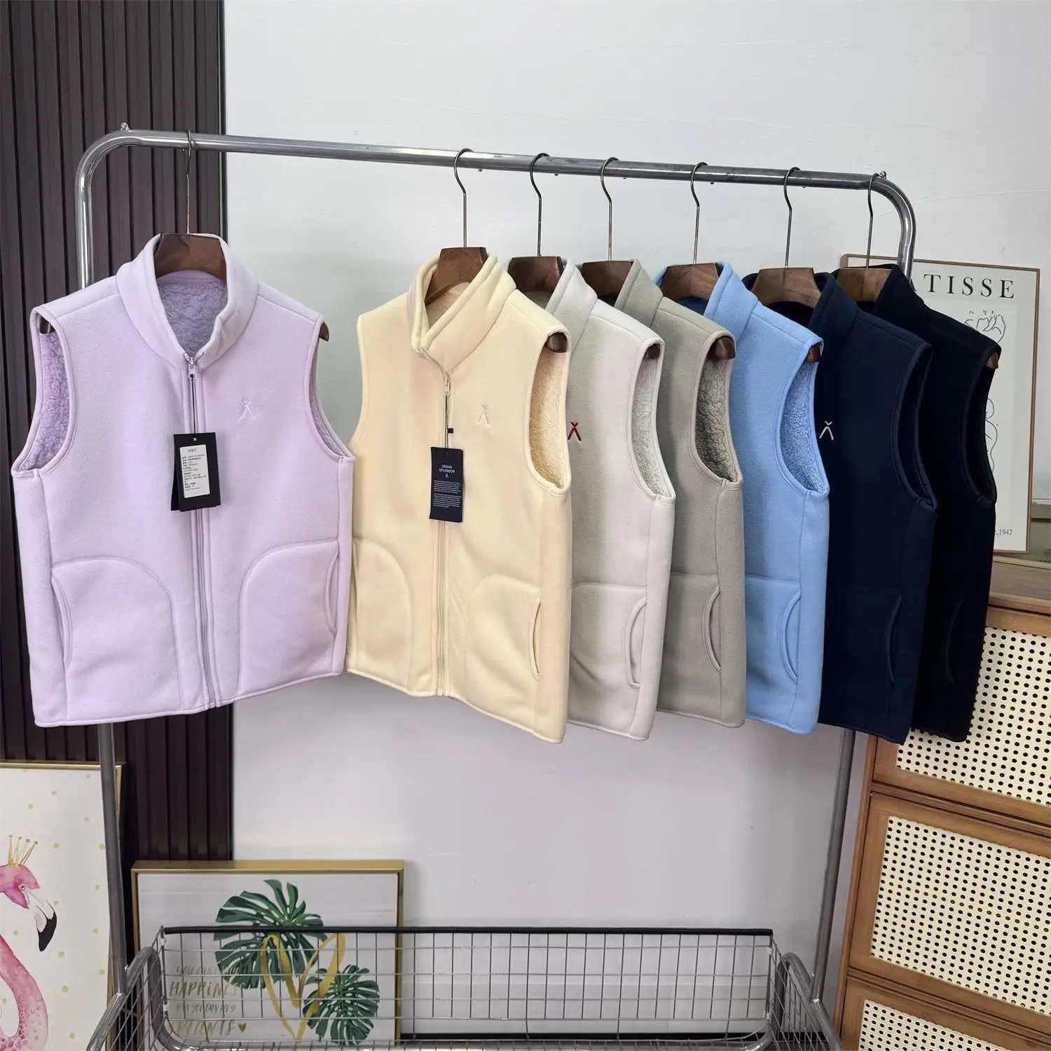 

Thiened Lamb Velvet Svel Fce Vest Outerwear for Couples Autumn Winter Warm Stand Collar Zipper Closure Color