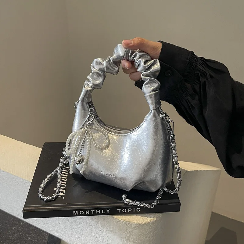 

Elegant Women's Crossbody Bag Hot Sale Of The Season New Versatile Chain Handbag Soft PU Leather Zipper Closure Internal Pocket
