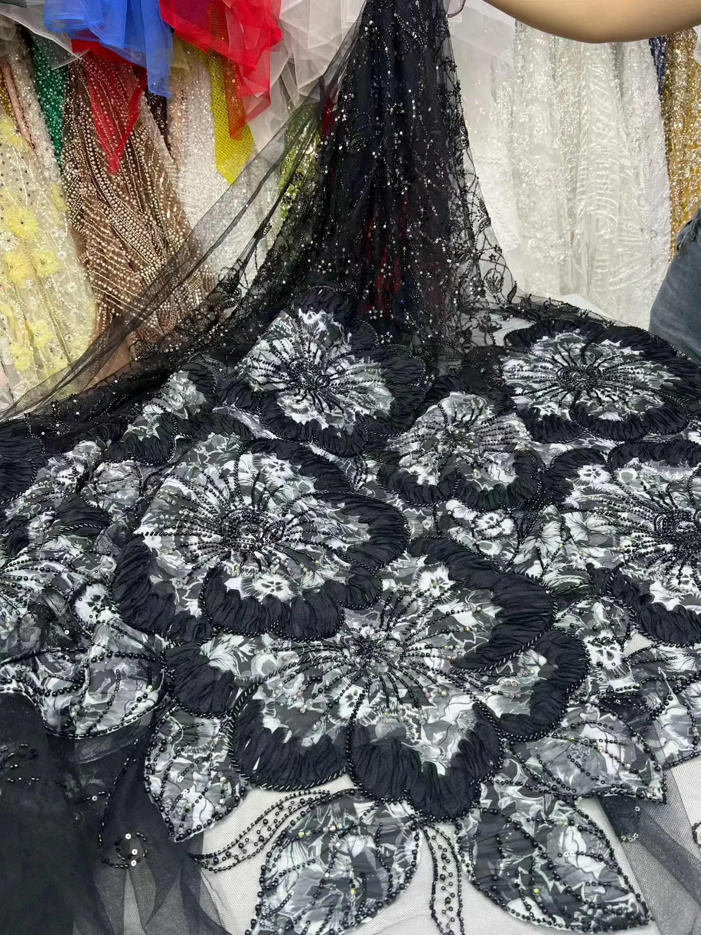 

Африканская тяжелая кружевная ткань с бисером, 2025 г., высококачественный черный французский шифон с блестками для нигерийских женщин, свадебный стиль, материал Hm120-1