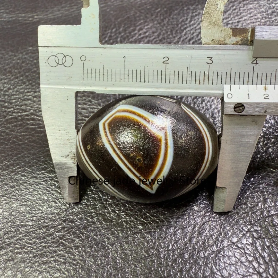 Tibetan Nepalese Himalayan Bead Ancient agate Old Dzi Talisman 1 eye Bead Amulet