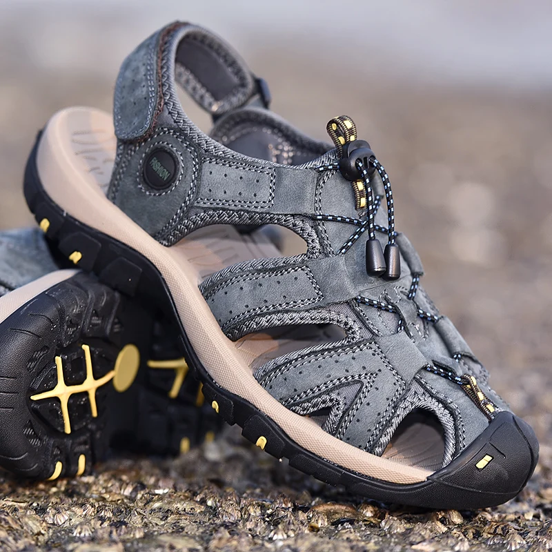 

First-Layer Cowhide Toe-Cap Sandals for Men 2025 New Beach Shoes Men's Cowhide Non-Slip Casual Outdoor Shoes