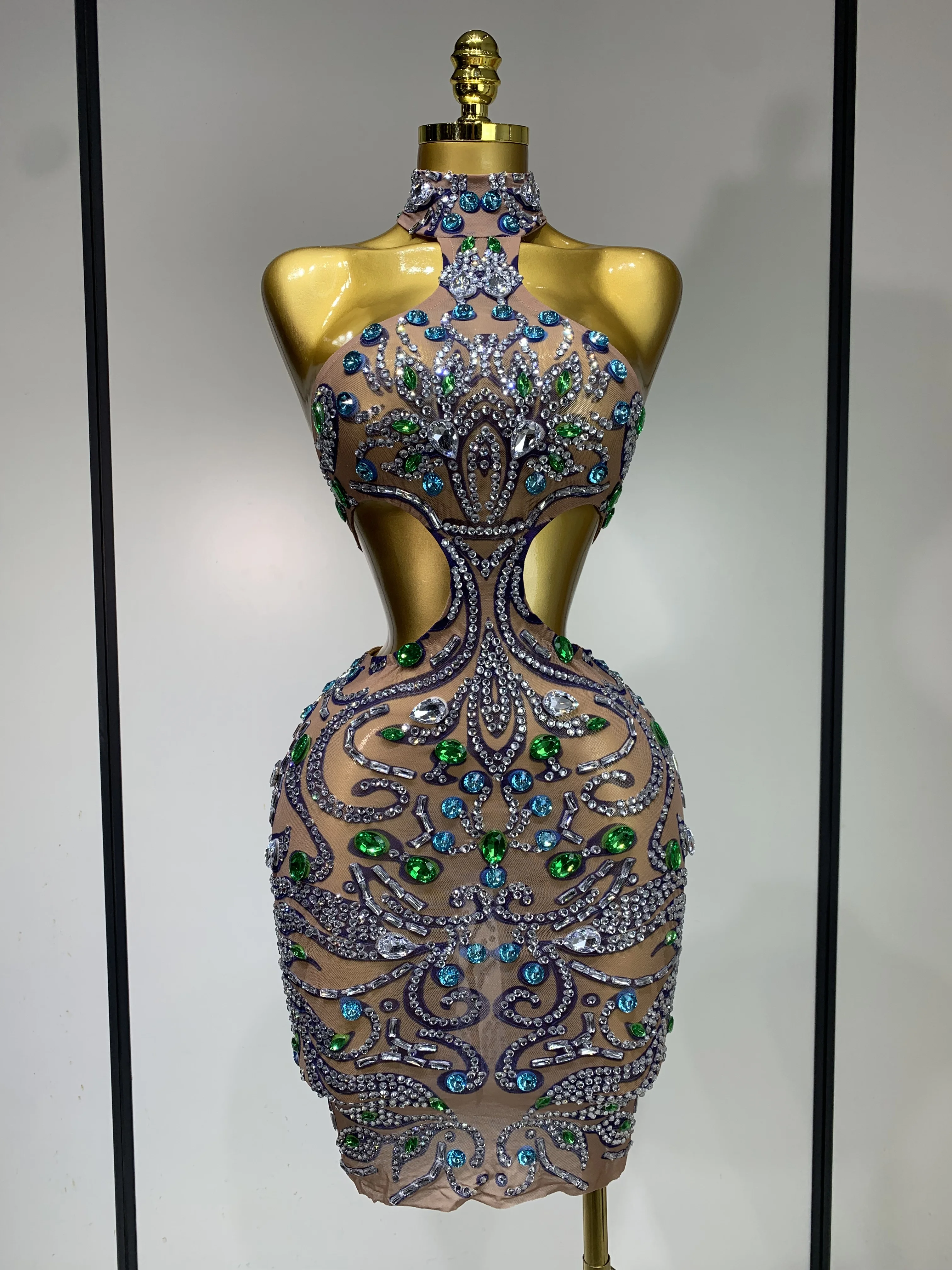 Women Sexy Halter Diamonds Backless Luxury Short Festival Dresses Celebrity  Luxury Birthday Party Gowns Nightclub Stage Outfit - AliExpress 200000345
