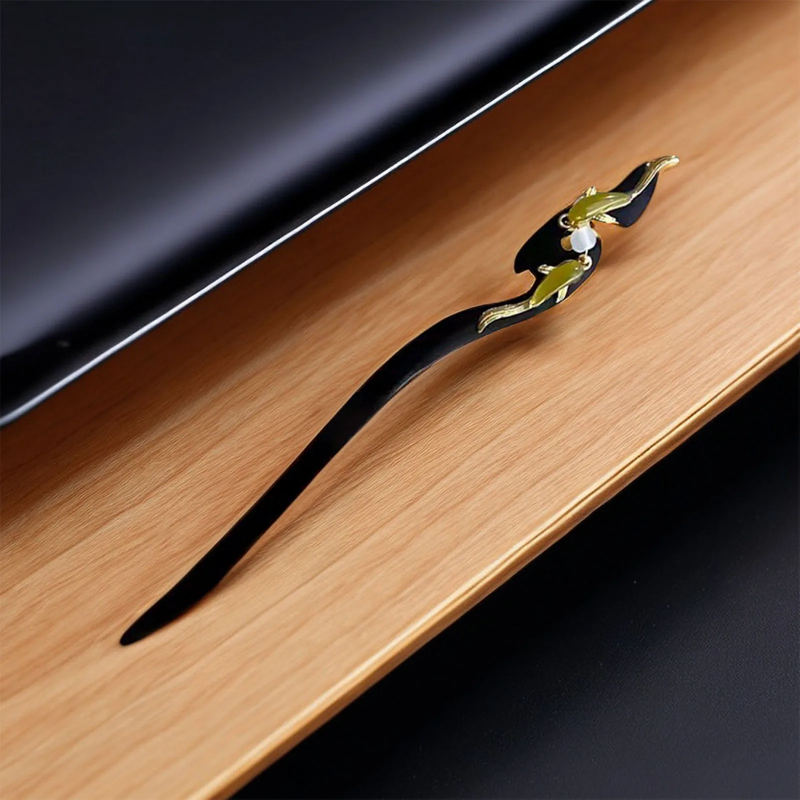 Chinese Wooden Hair Stick Forks Retrp Fish Shaped Crystal Headwear Bridal Updo Hairstyle Hairpin Classic Cheongsam Hair Jewelry view 3