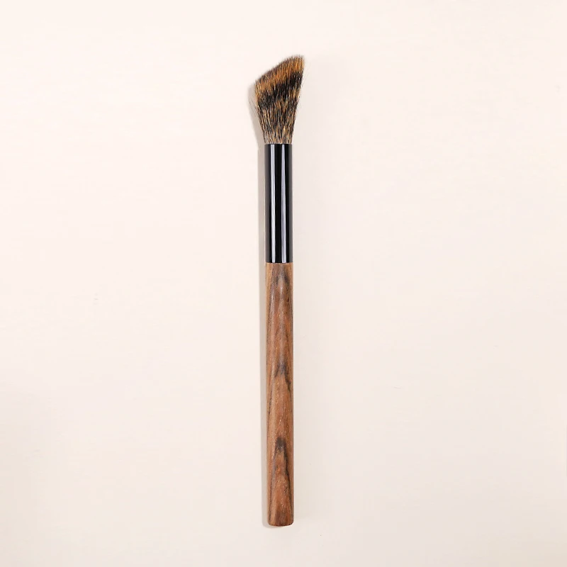 YIZHIBI professional hand-made beauty brush eye brush bevel squirrel hair.