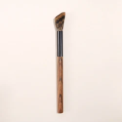 YIZHIBI professional hand-made beauty brush eye brush bevel squirrel hair.