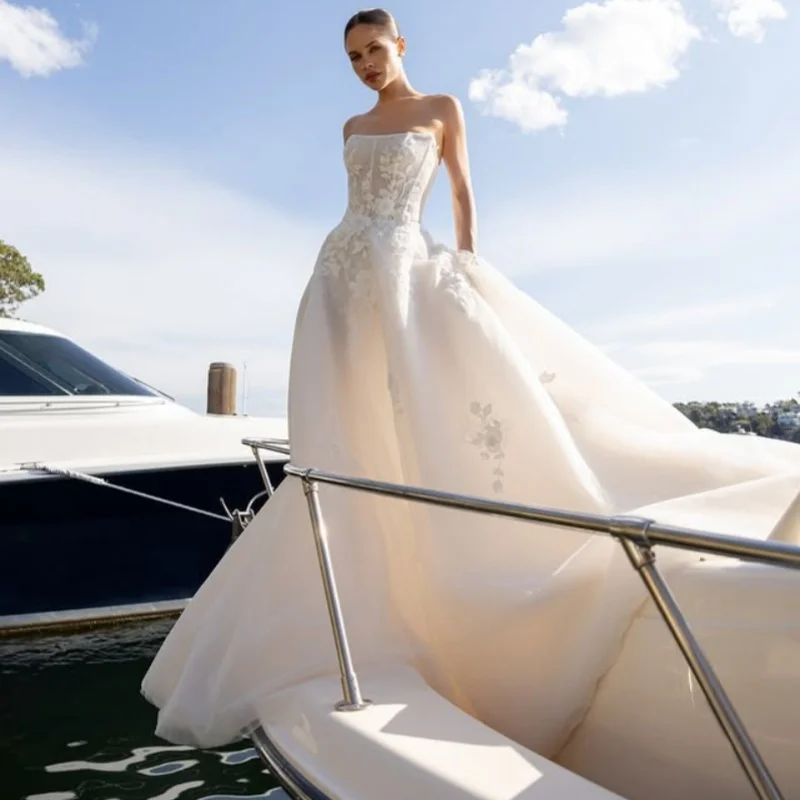 Ivory White Appliques Wedding Dresses off-shoulder A skirt 3D flower decal Long tail Bridal Gowns Made Customized