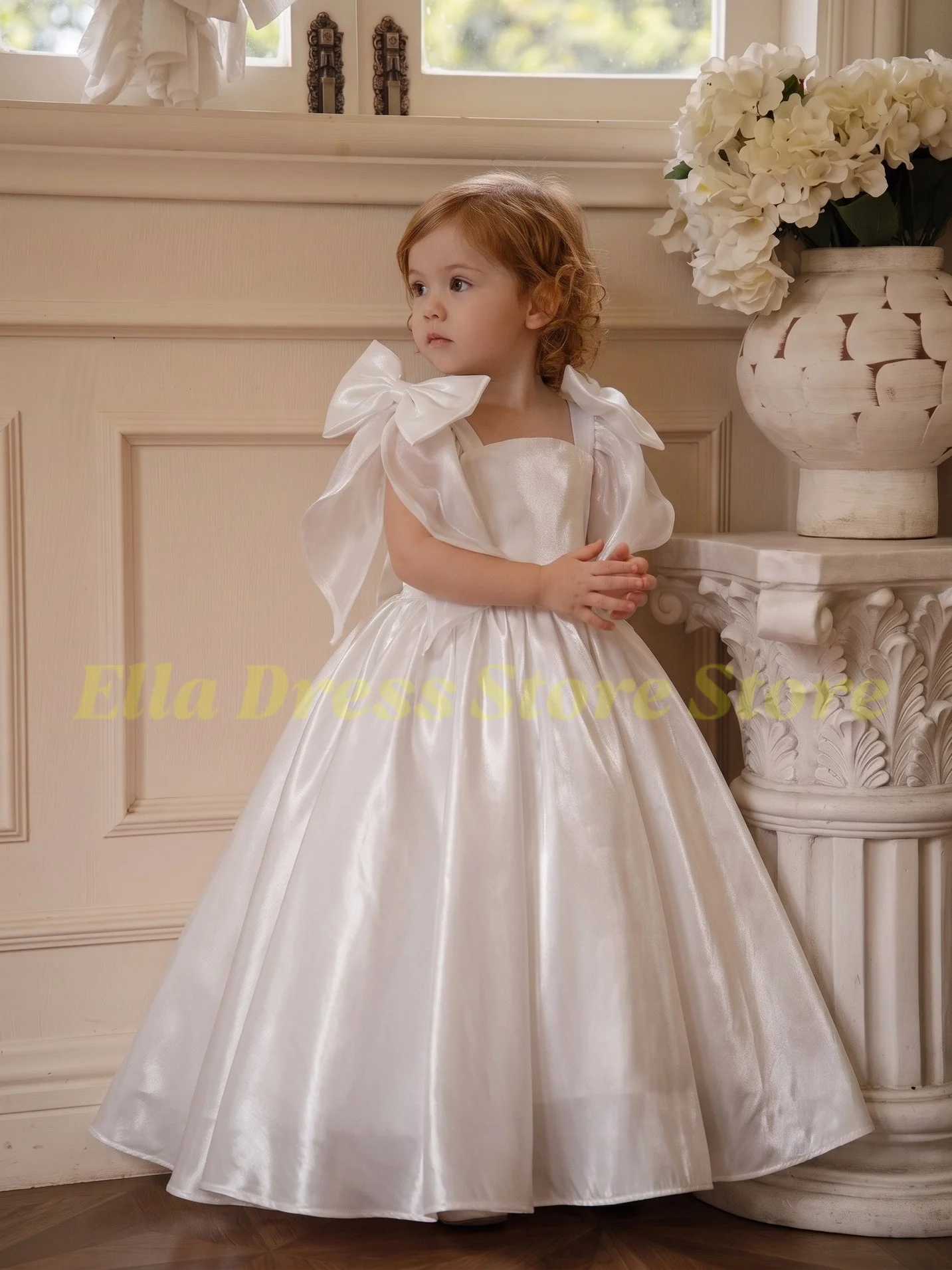 Großhandel Weißes Blumenmädchenkleid für Hochzeit, bodenlang, mit Schleife, Prinzessinnenkleid für Geburtstagsfeier, Erstkommunion, maßgeschneidert – Detail 3