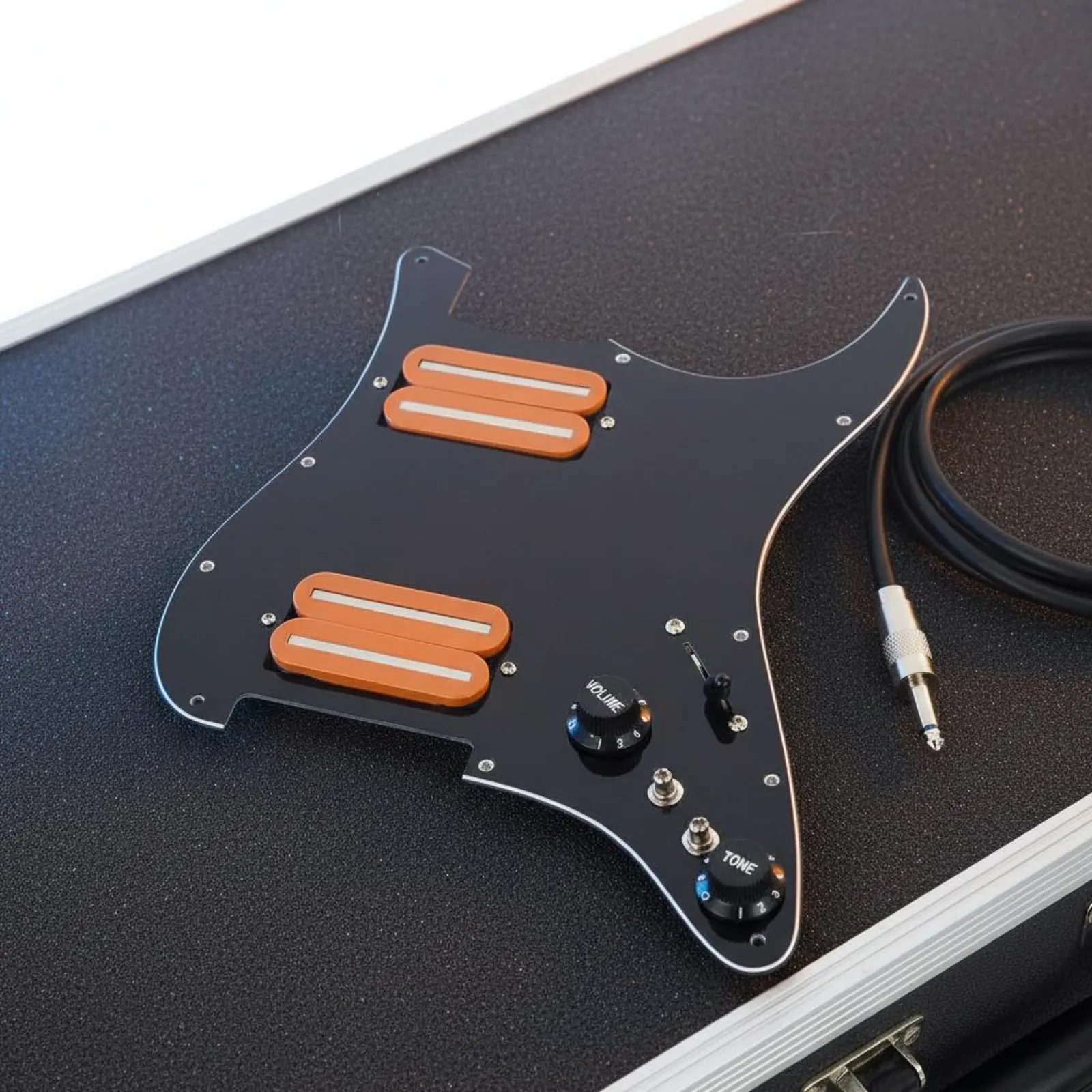

ST-Style Design Loaded Pickguard 3-Way Switch Double Humbucker Pickguard Electric Guitar Wiring Harness Control Knobs Included