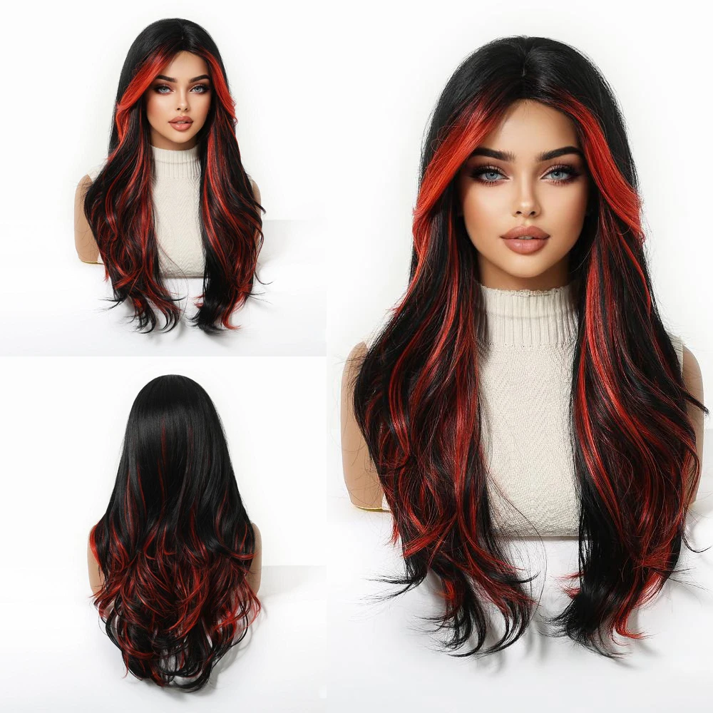 يسلط الضوء على الشعر الاصطناعي باللونين الأسود والأزرق مقاس 24 بوصة مع تجعيد مموج، ومقاومة للحرارة الطبيعية، ومناسبة للحفلات اليومية النسائية