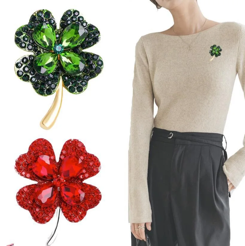 Spille di fiori di quadrifoglio di strass di cristallo rosso verde brillante per le donne spilla per feste di ufficio di bellezza Pin regali di capodanno