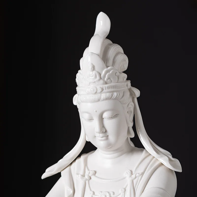 Ceramic Free Water Moon Guanyin Bodhisattva Buddha Statue Boutique Sculpture Great Mercy And CompassionW1