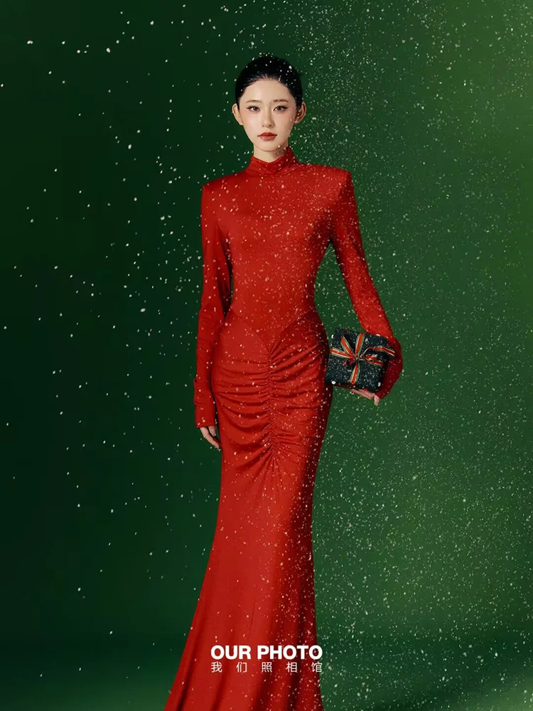 

New 2026 Christmas Snowscape Mood Red Portrait Photography Studio Birthday Clothing Fashionable Women's Traditional Costume