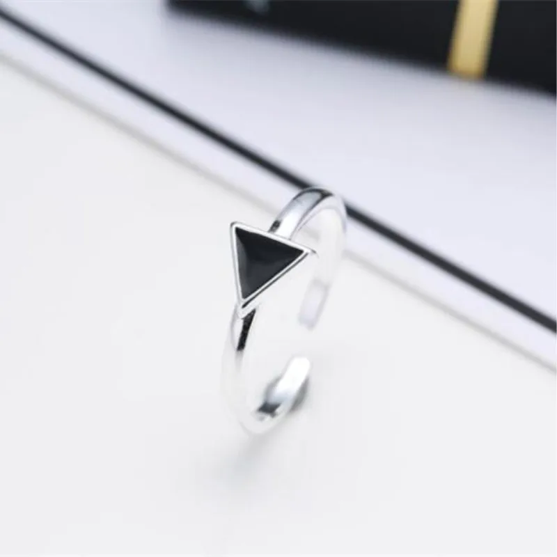 New Fashion Jewelry Simple Epoxy 925 Sterling Silver Black Geometric Triangle Personality Women Opening Rings