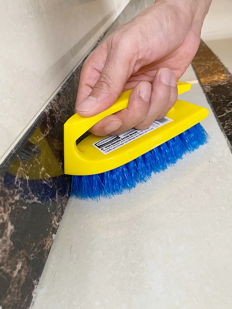 Rubbermaid Commerci…