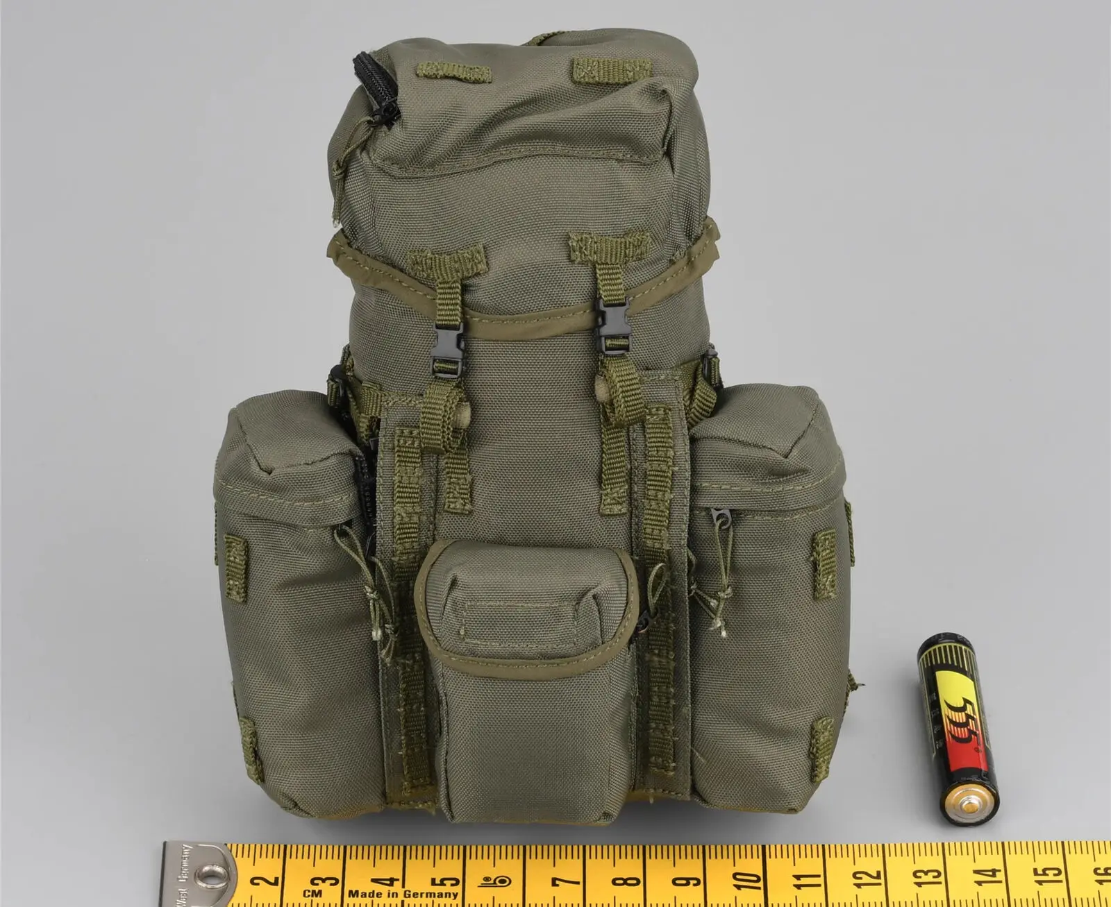 

DAM78099 Модель большого рюкзака солдата SAS Special Air Service Machine Gunner 1/6th Soldier