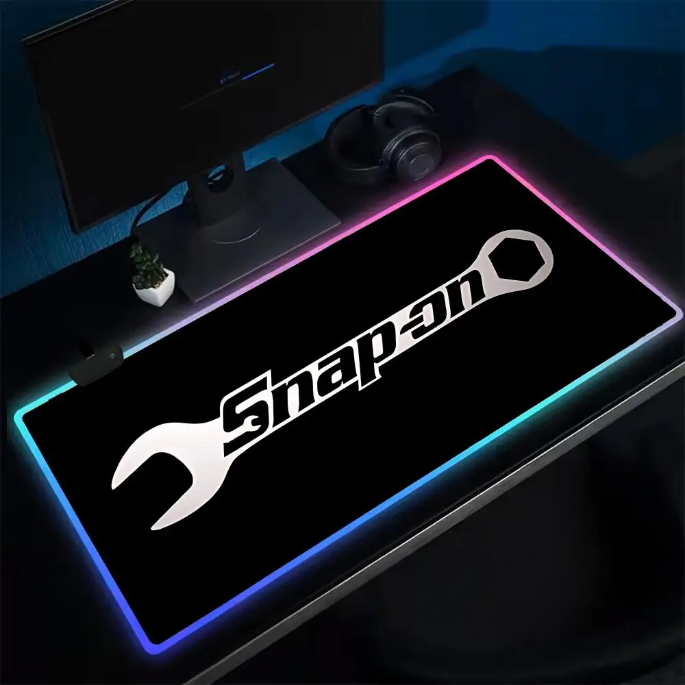 S-Snap O-On Loogs Mouse Pad Anime Gaming Mouse Pad LED Table Pads Backlit Rubber Desktop XXL Mousepad RGB Desk Mats