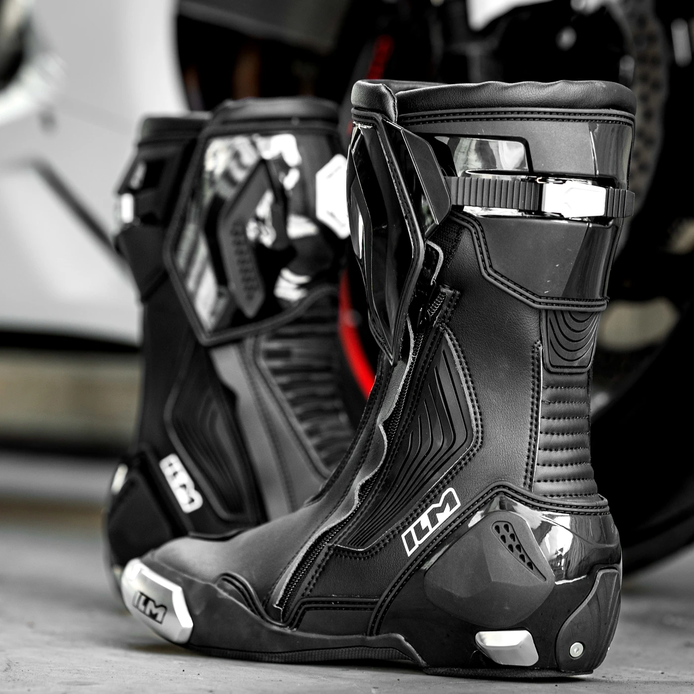 New ILM Off-Road Motorcycle Botas Professional Track Riding Boots Cowhide Waterproof Racing Anti-Collision for Rally Race Shoe