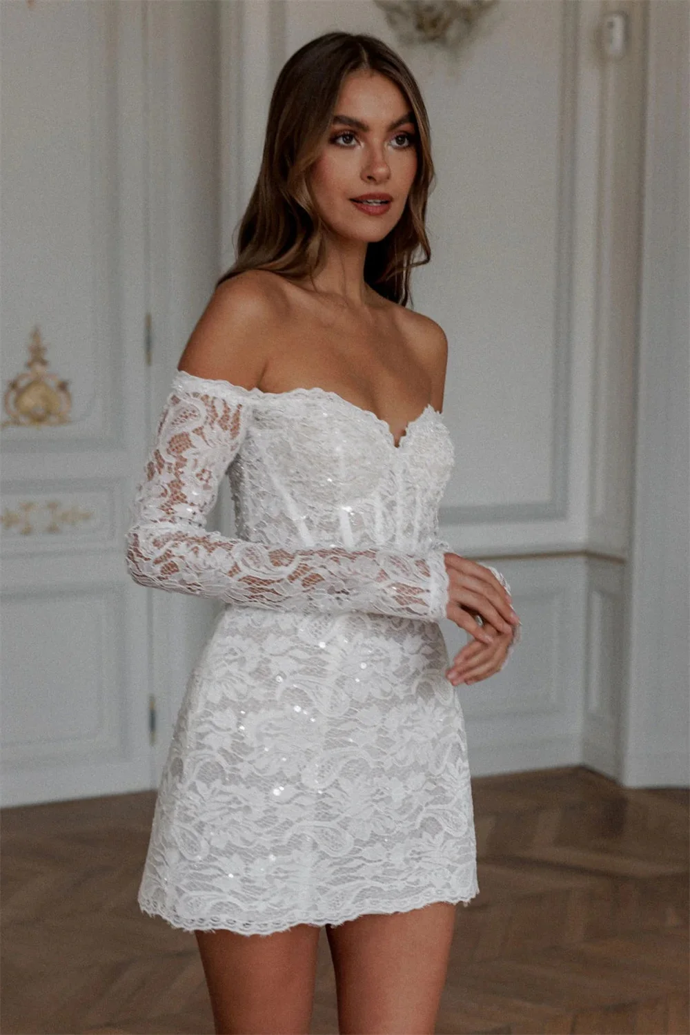 Amanda Long Sleeve Mini فساتين سهرة Sequins Lace Short Vestidos De Fiesta Sweetheart Strapless Lace Fishbone Vestidos De Noche