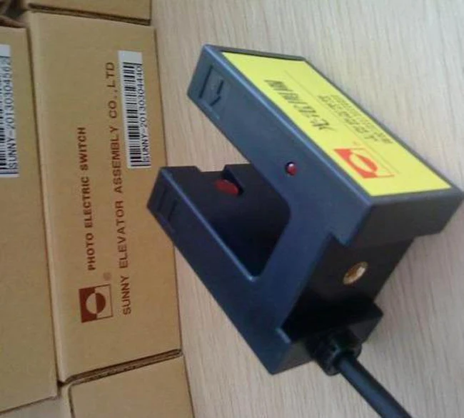 

original Elevator leveling photoelectric switch sensor inductor SN-GDC-2N