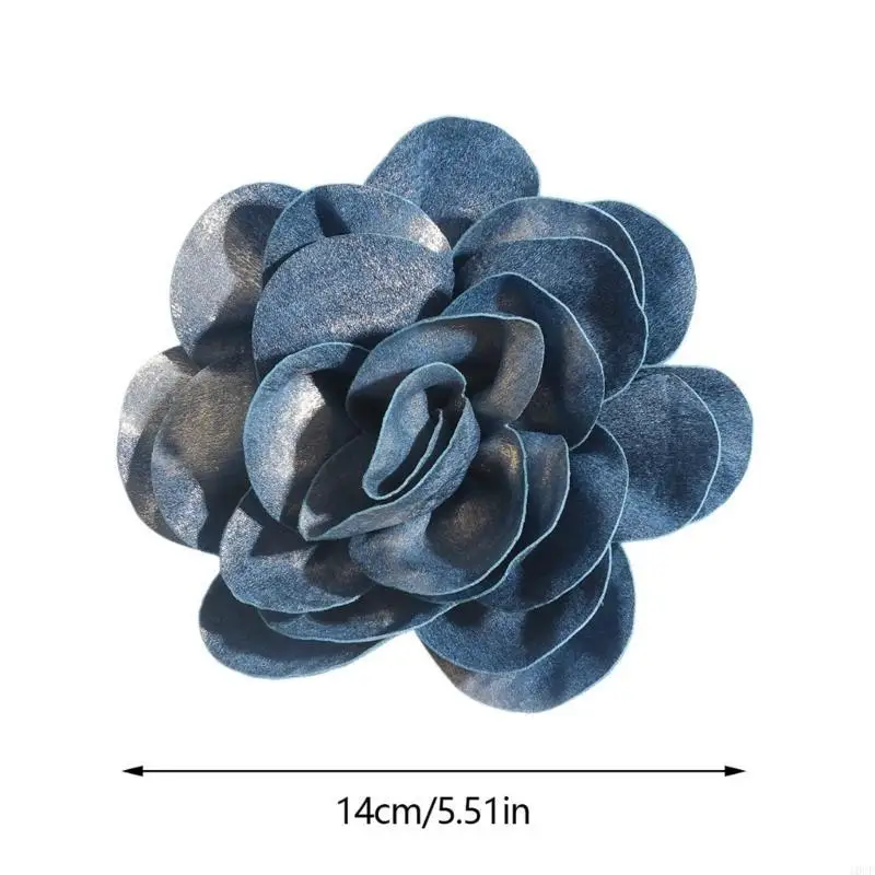 Versatile Camellias Brooch Lady Flower Brooches Perfect for Wedding Engagement Versatile Lapel Pin