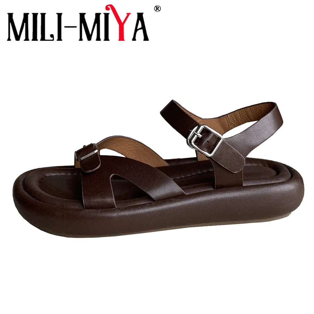 

Женские летние повседневные сандалии MILI-MIYA из цельнозернистой кожи с круглым носком, очень мягкие, на плоской подошве, однотонные, с пряжкой на щиколотке, большие размеры