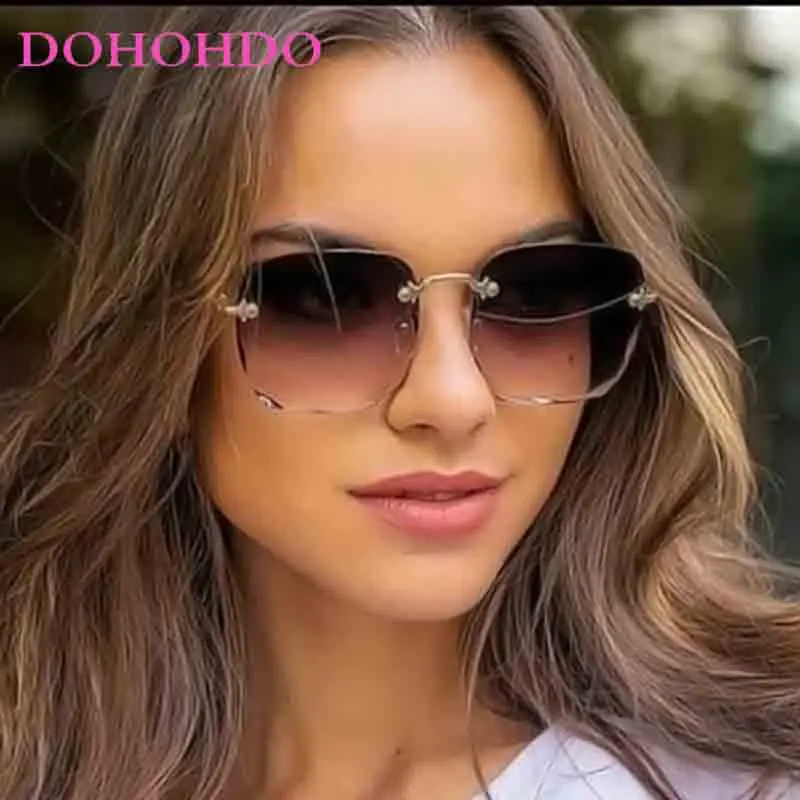 

Vintage Square Sunglasses Woman Luxury Brand Designer Fashion Frameless Sun Glasses Travel Shades Ladies Unisex Eyeglasses UV400