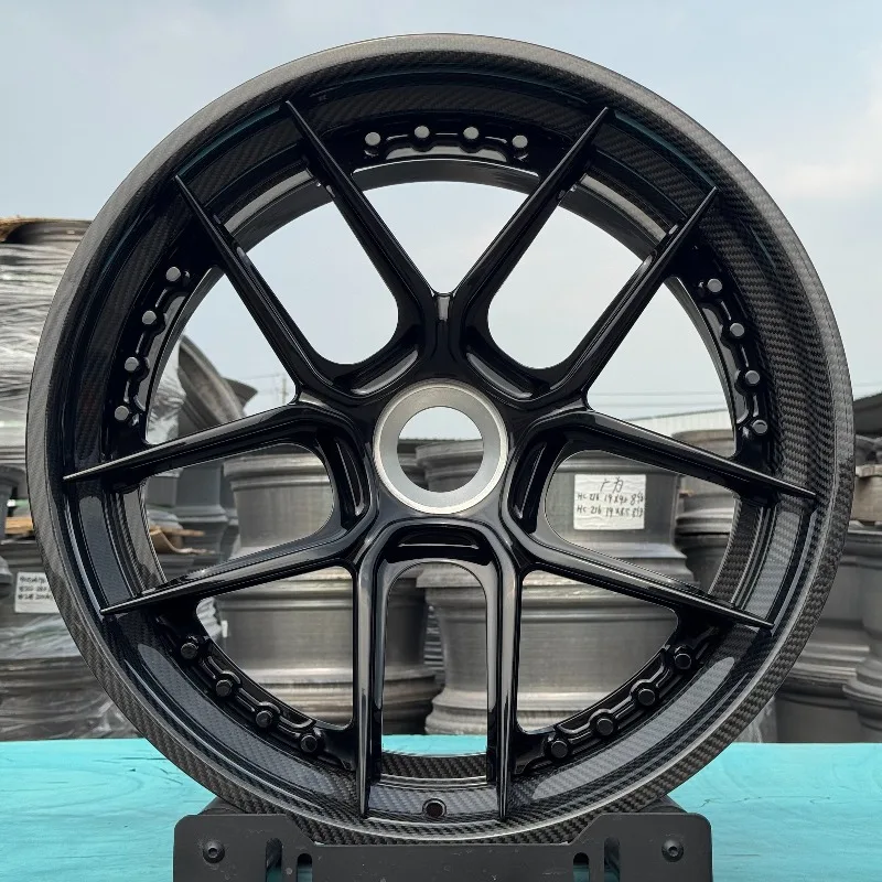 17-24 Inch 2-Piece Carbon Fiber Wrapped Lip Forged Wheels Multi PCD Universal High End Aftermarket Sport Car Rims