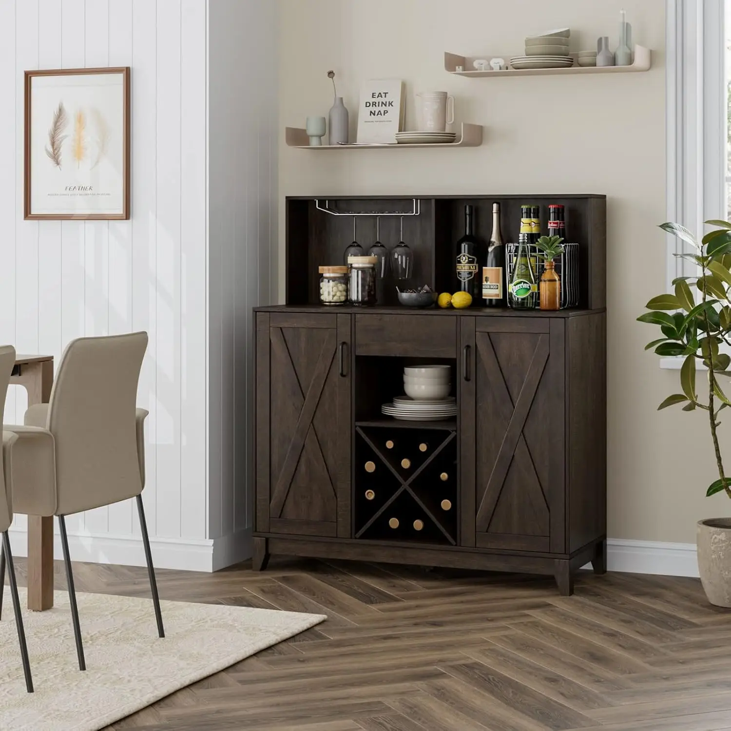 Armoire de café-bar de ferme moderne, armoire de bar à vin français ou portes de grange avec clapets de rangement, buffet de cuisine