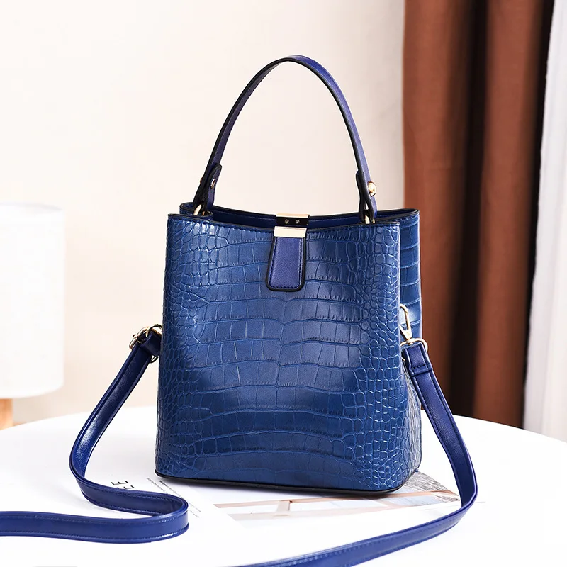 Retro Alligator Bucket Bags Women Crocodile Pattern Handbag Capacity Casual Crocodile Shoulder Messenger Bags Ladies PU Purse