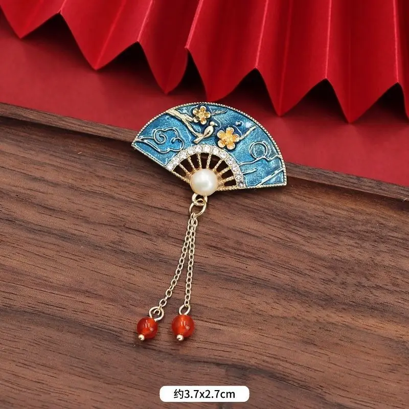 Elegant Style Vintage Women Men Fashion Crystal Brooches Pins Retro Palace Metal Badges Lapel Pin Unisex Party Corsage Jewelry