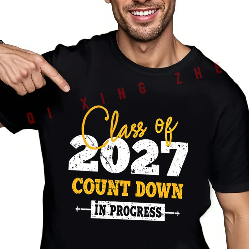 

Class 2027 Graduation-Retro Black With Golden Yellow Design Motorcycle T-Shirt Cotton Men Summer Casual Short Sleeve O-Neck Tees