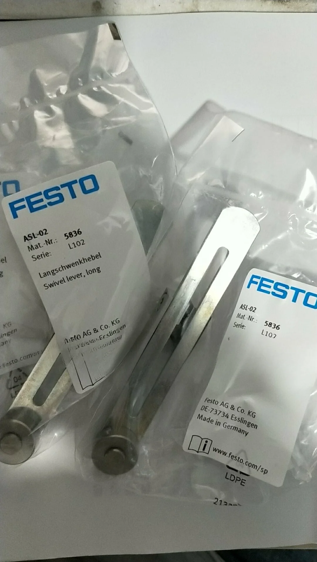 FESTO Festo V - 3-1/4 - B 6808 R 8985 Válvula de alavanca de rolo