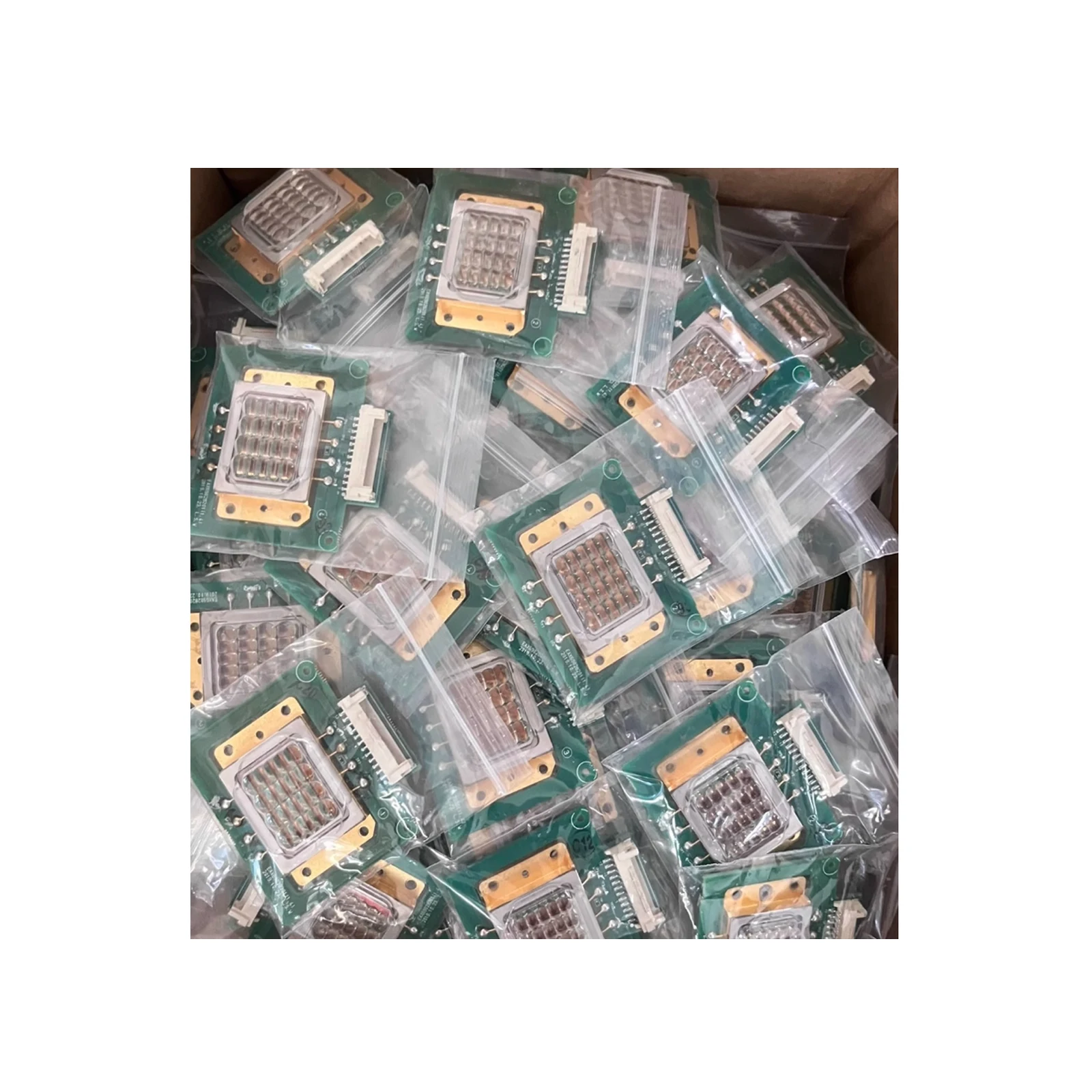 

1 шт. в употреблении лазерный модуль NICHIA NUBM37 460 нм 125 Вт