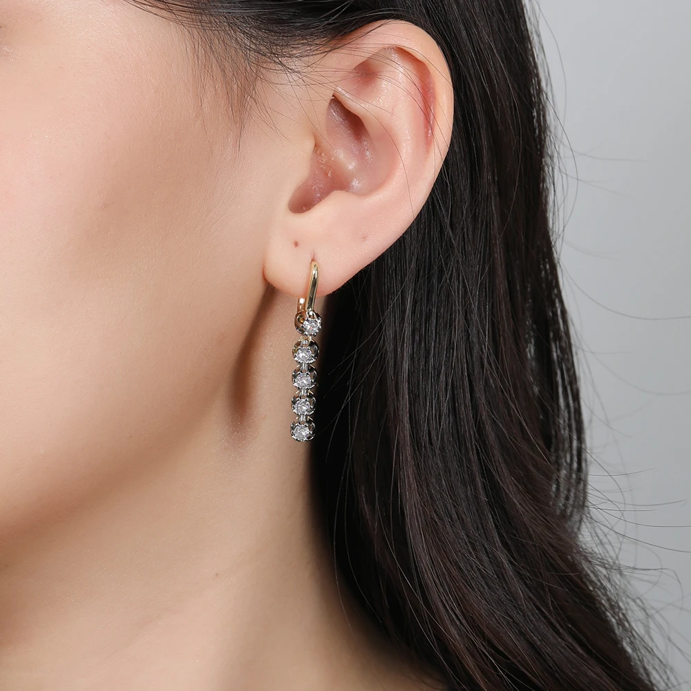 Lineares Set aus Zirkon-Ohrringen und -Ringen, 14K vergoldeter Modeschmuck, vielseitige Accessoires für den täglichen Arbeitsweg. – Detail 5