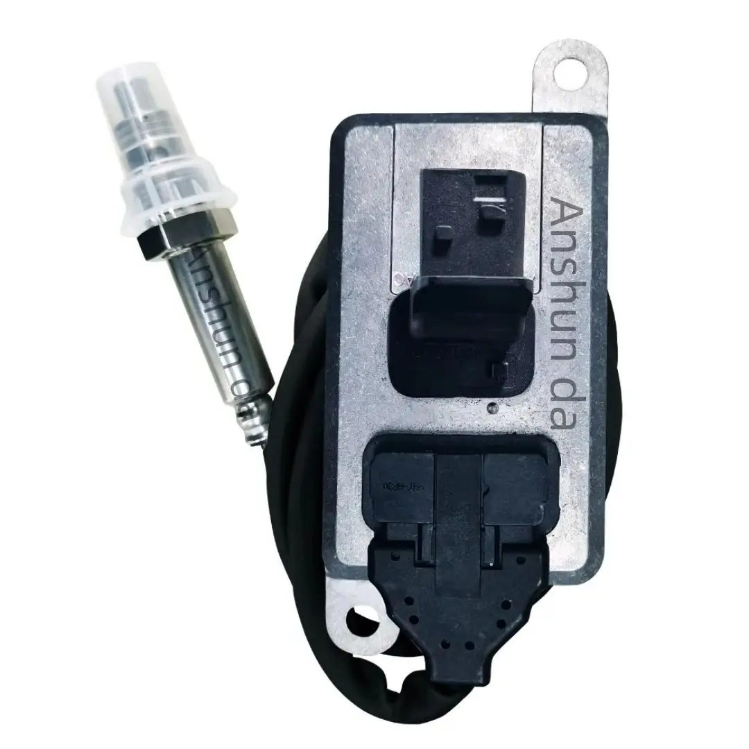

5WK97330A A0101531528 Nitrogen Oxygen NOx Sensor For Mercedes-Benz Actros Trcuk With 5 Years Warranty