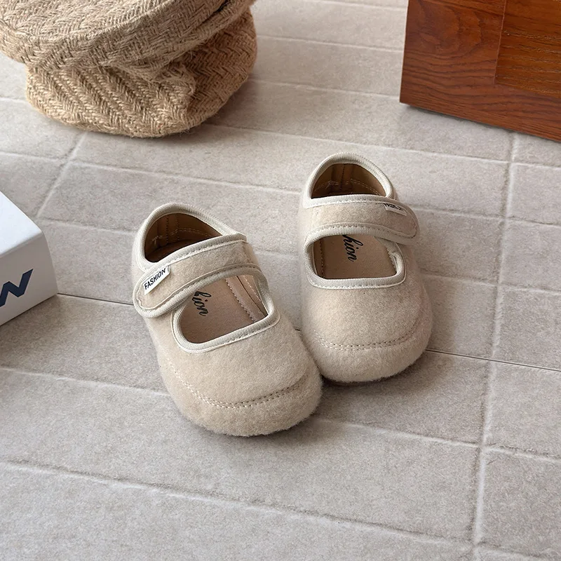 秋冬用無地キッズフラットシューズ スエードPUレザー浅履き女の子バレエシューズ マジックテープ式ソフト子供カジュアルシューズ