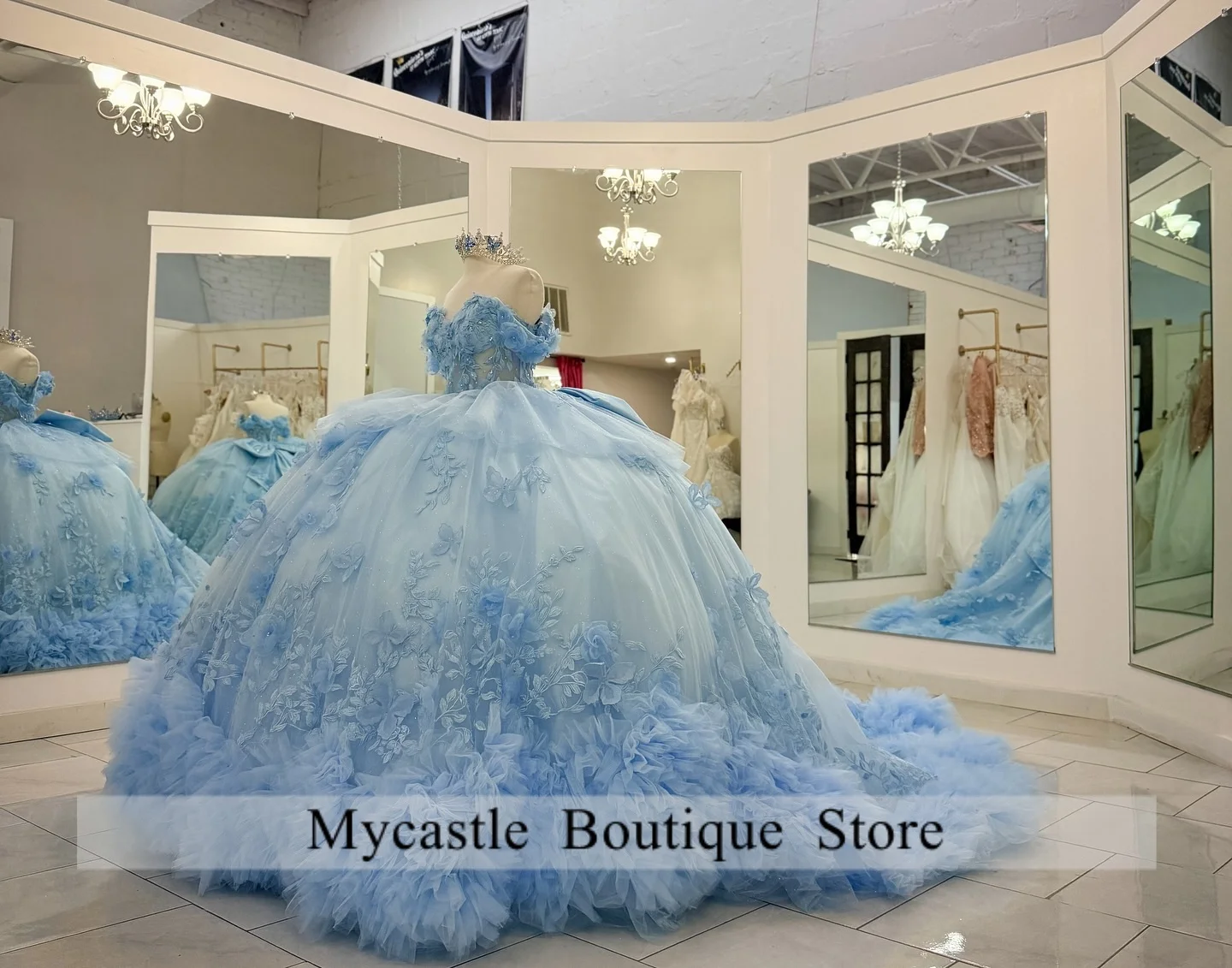 

New Blue Luxury Princess Quinceanera Dresses 2026 With Bow Ball Gown Appliques Crystals Bead Sweet 15 Dress Customized Lace-Up
