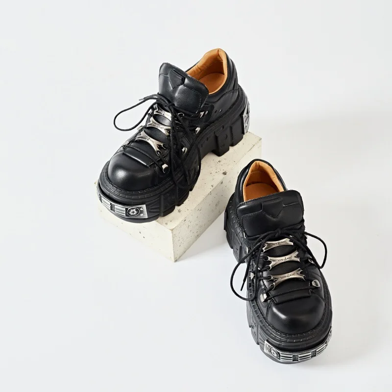 New Winter Women Heavy Metal Thick Sole Low Top Punk Leather Shoes Dark Motorcycle Boots Custom Casual