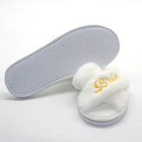 1Pair Wedding Bride To Be Bridesmaid Slippers Women's Plush Toe Slipper White Shaggy Shoes for Bridal Party Favors Supply 4