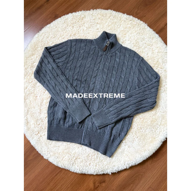 

MADEEXTREME вязаный свитер с тиснением «Jiao», кардиган, повседневная куртка на молнии с воротником-стойкой для мужчин и женщин