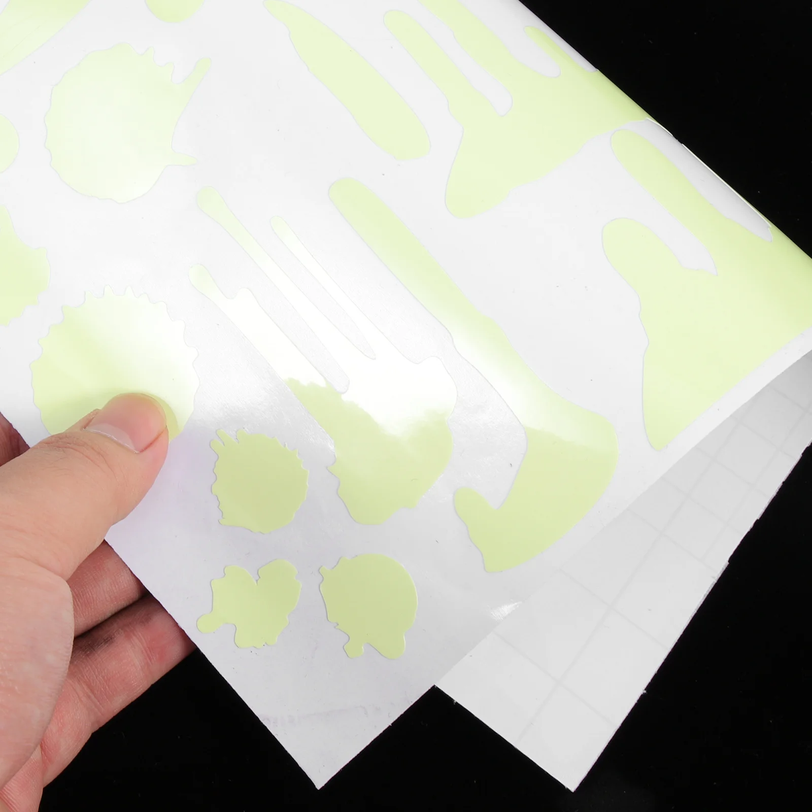 

Glow In The Dark Wall Sticker Halloween Pvc Luminous Window Decal Spooky Party Decoration Horror Fluorescent Stickers For