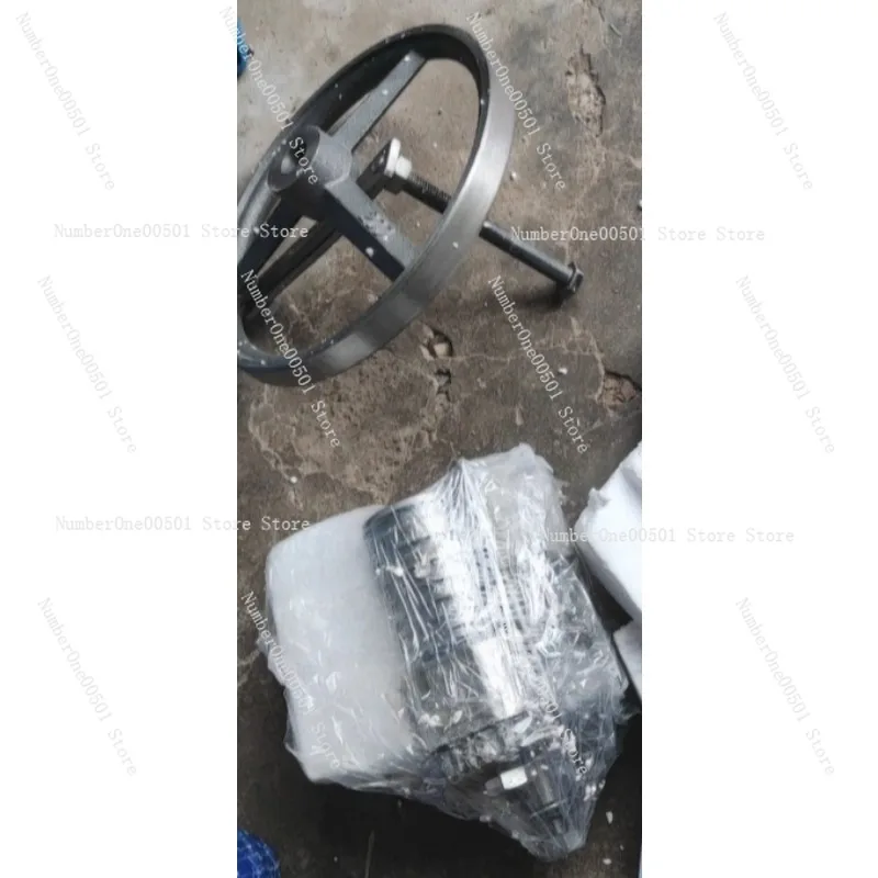 

Диспенсер для резки и раскроя пластиковых и стальных лент, для упаковочных лент, ротанговых лент, проволоки, тканых лент