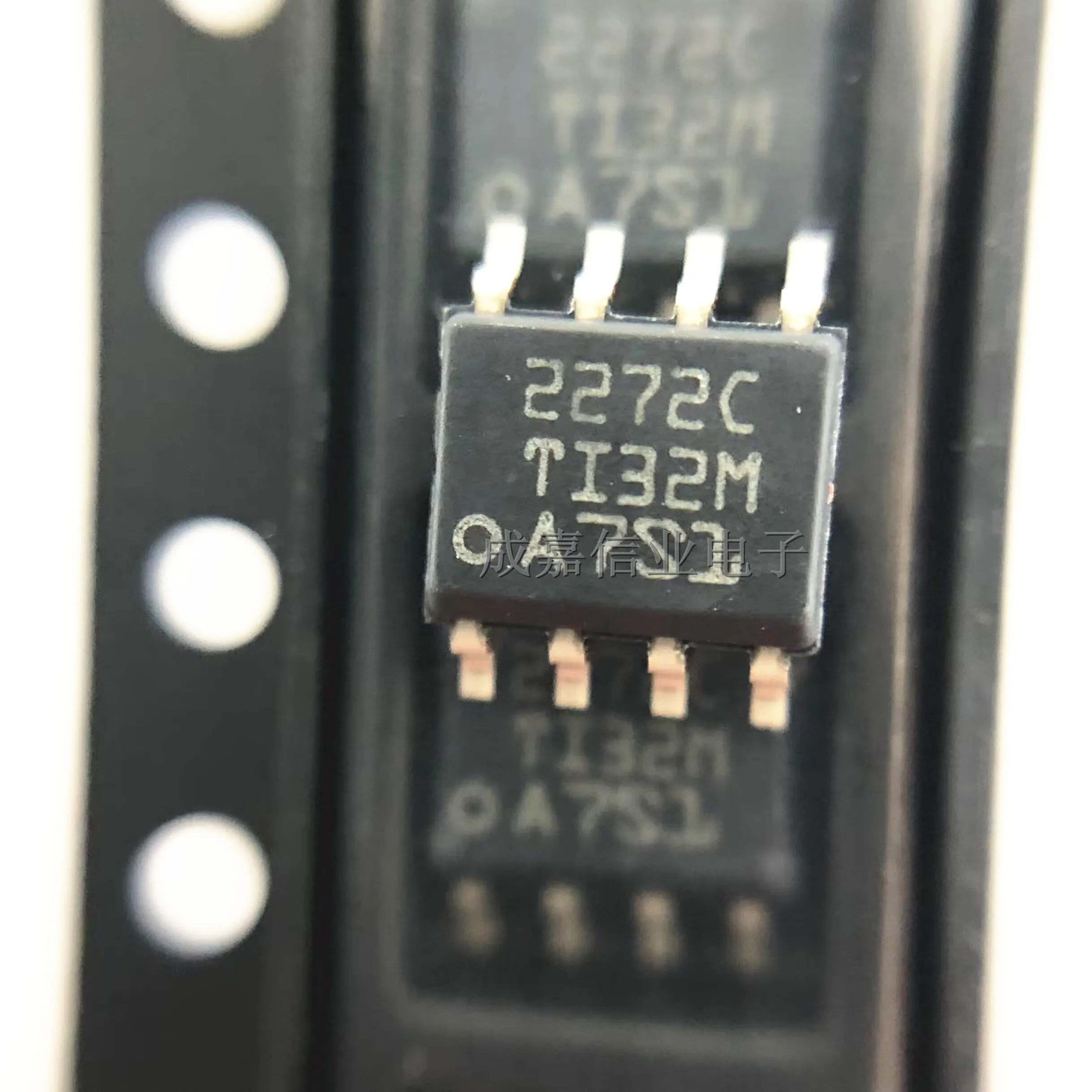 10pcs/Lot TLC2272CDR SOP-8 MARKING;2272C Operational Amplifiers - Op Amps Dual R/R Op Amp Operating Temperature:- 40 C-+ 125 C