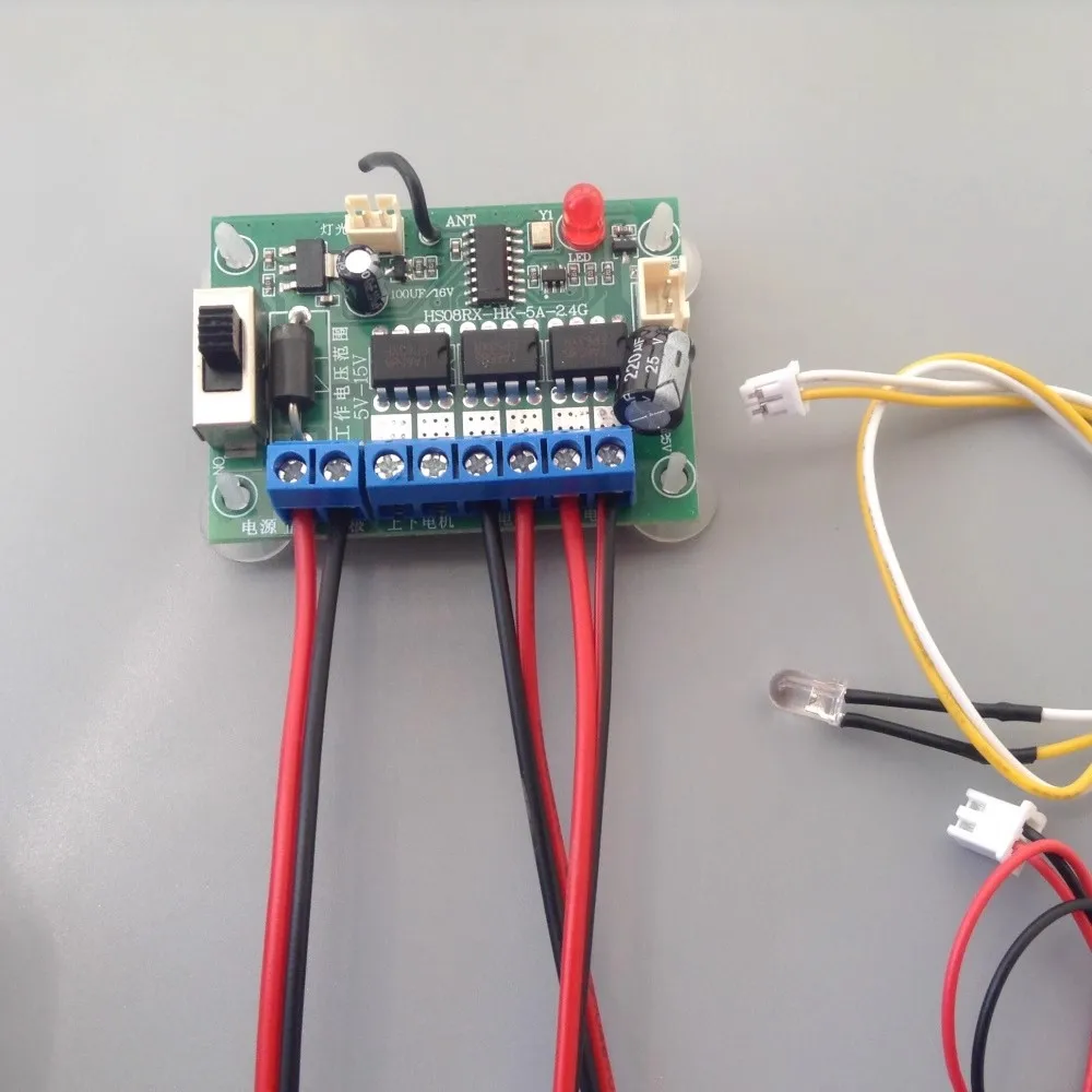 لتقوم بها بنفسك نموذج قارب لعبة لاسلكية للتحكم عن بعد 180 130 المحرك التفاضلي بدوره تعديل ملحقات الطاقة