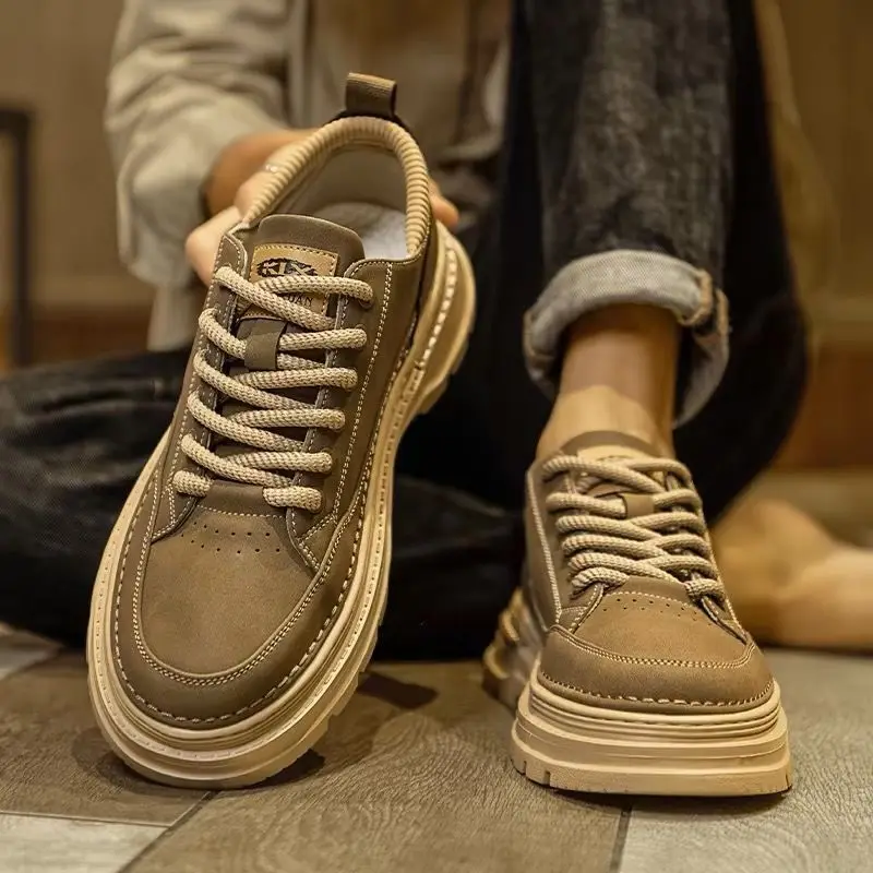 

Boots men's high cut autumn winter 2025 new British style retro mid cut height increasing anti slip leather work shoes