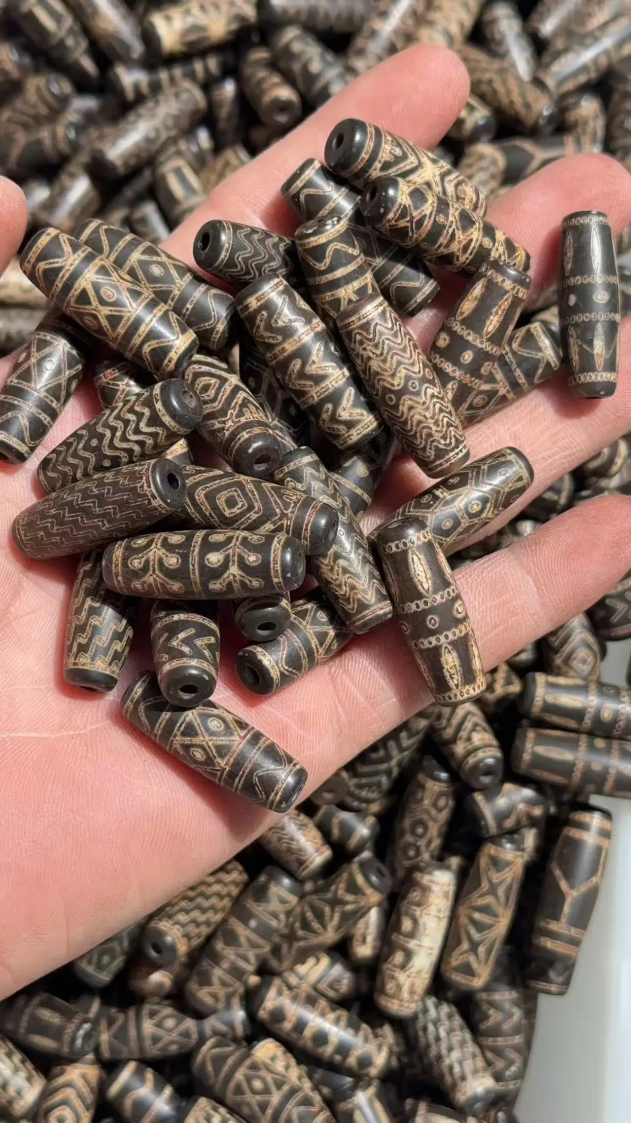 

50 шт./лот, западные азиатские грязные полоски, бусины из натурального агата, разнообразные тотемы, ювелирные изделия «сделай сам»