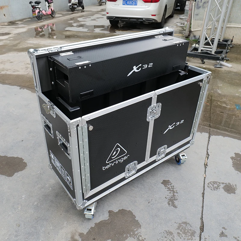 Behringer X32 Wing Transport Flip Hydraulic Flight Road Case