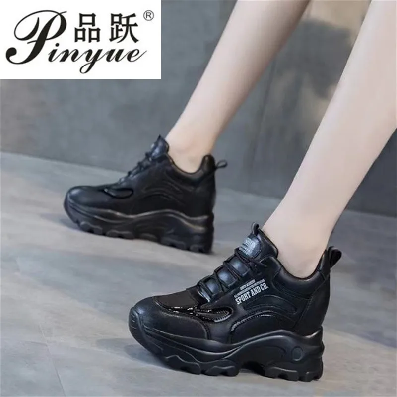 

Женские универсальные кроссовки из натуральной кожи 8 см, женские весенне-осенние туфли для папы на толстой подошве, женская вулканизированная обувь 34-39